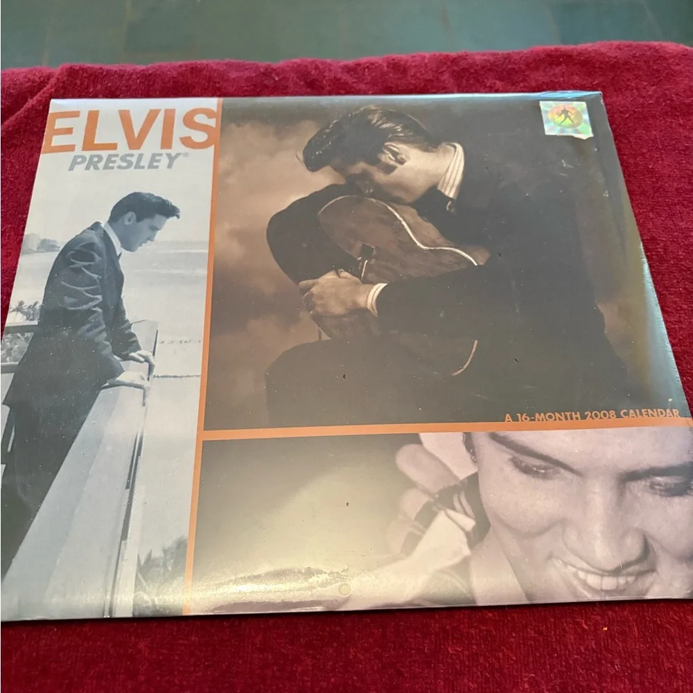 A 16 Month 2008 Elvis Calendar - Unopened